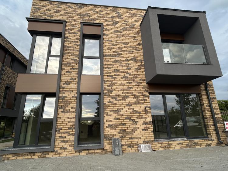 Casa tip duplex semifinisat , 180 mp utili , 400 mp teren zona Făget