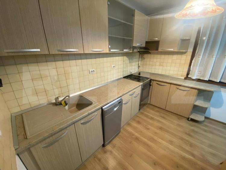 Apartament 3 camere, 74 mp, 2 balcoane, eta intermediar, la cheie, zona Plopilor
