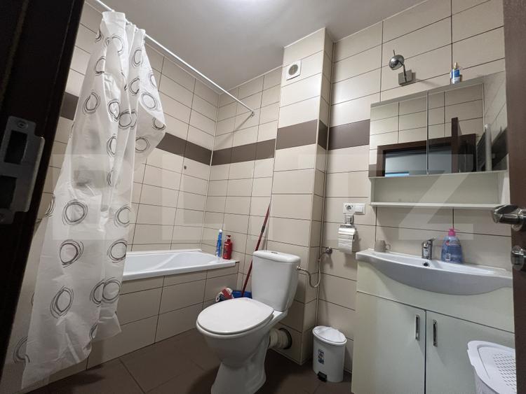 Apartament 2 camere, 56 mp, parcare, zona Cetății