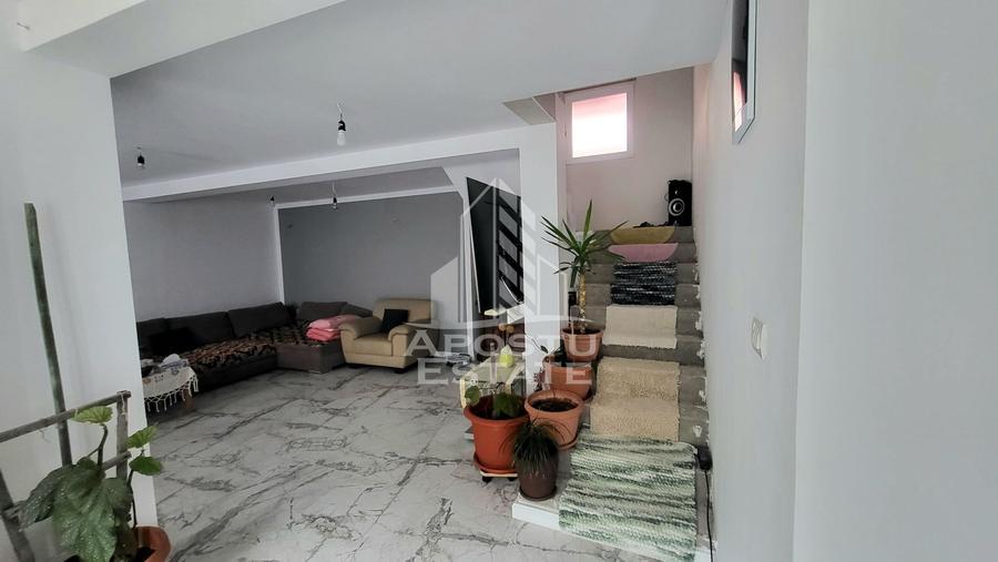 Casa individuala cu teren generos de 898 mp,Sag zona Centrala
