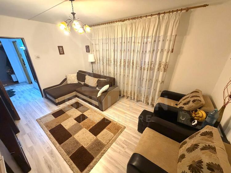 3 camere semidecomandat etaj 3 mobilat utilat - Valea Rosie - 69mp
