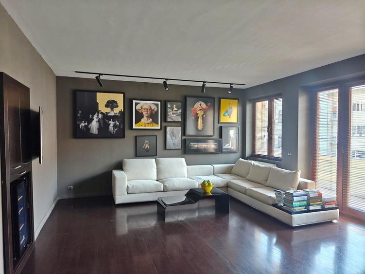 Apartament superb, 4 camere, 122mp, B-dul Eroilor, Central