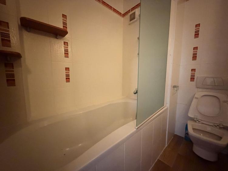APARTAMENT 3 CAMERE | MEZANIN | PRIMAVERII