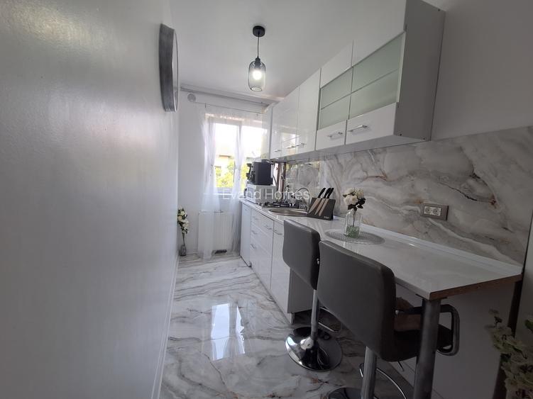 Apartament cu 3 camere-complet renovat-mobilat si utilat- Judetean - 6