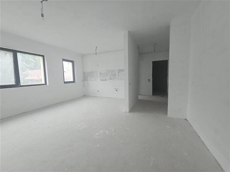 Vanzare 2 Camere Metrou Straulesti Lac