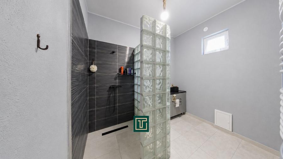 Casă renovată în Grădiște | Teren generos