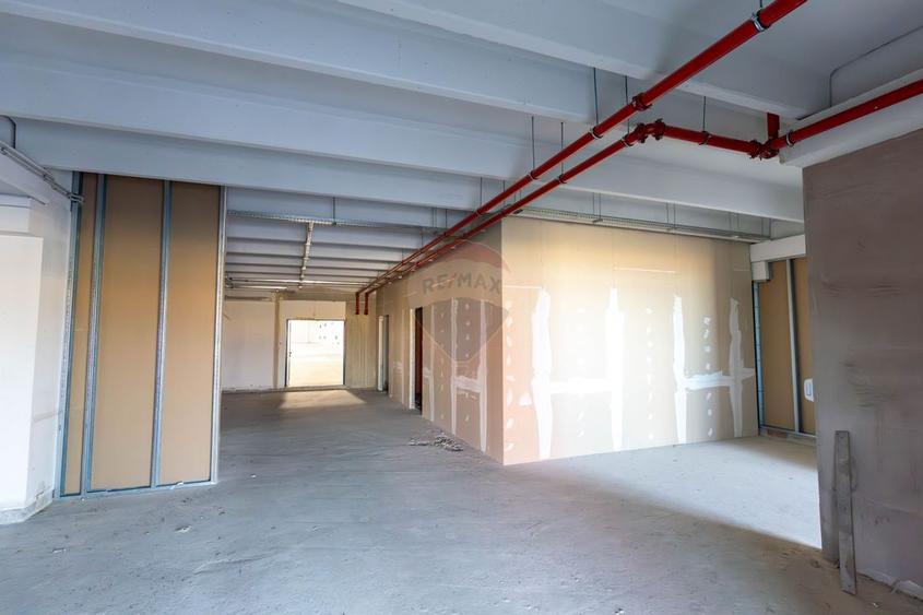 Spațiu industrial de 20,569mp de vânzare