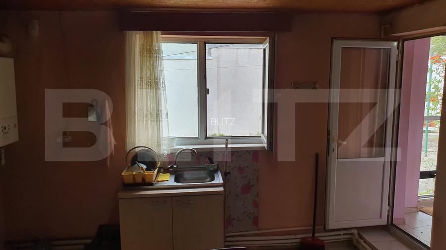 Casa de vanzare, 49 mp, zona Centru - Galati - 8
