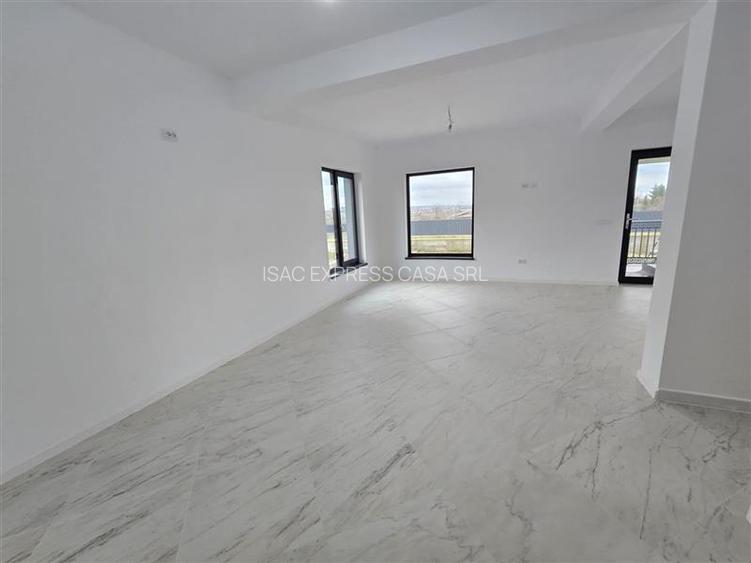 Casa single, finalizata, intabulata, gata de mutat - 8