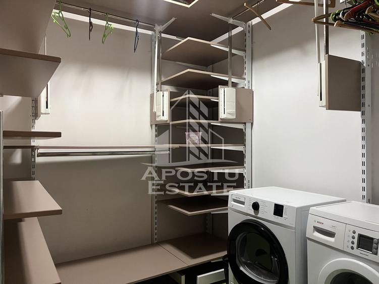 Apartament cu 3 camere demisol+ parter, Ultracentral