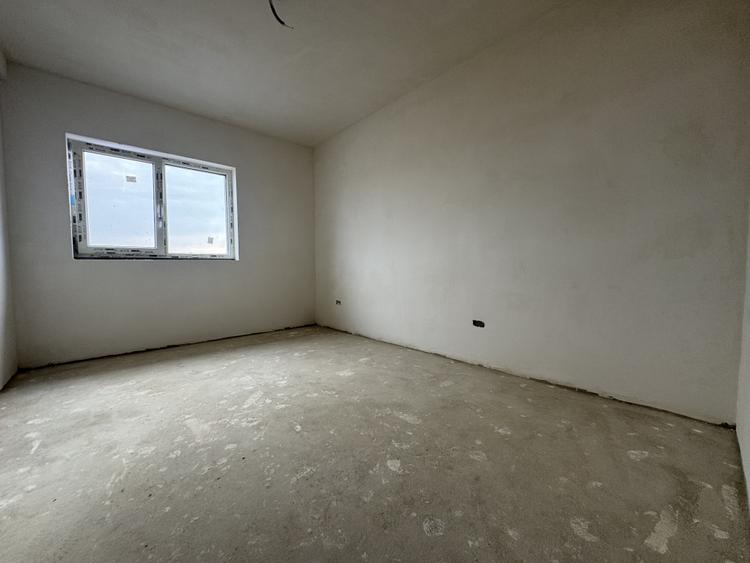 Duplex 4 camere, 115 mp utili, P+Etaj, 269mp teren - zona ESO Giroc