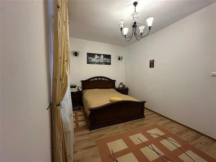 Casa de vanzare, in Bucium