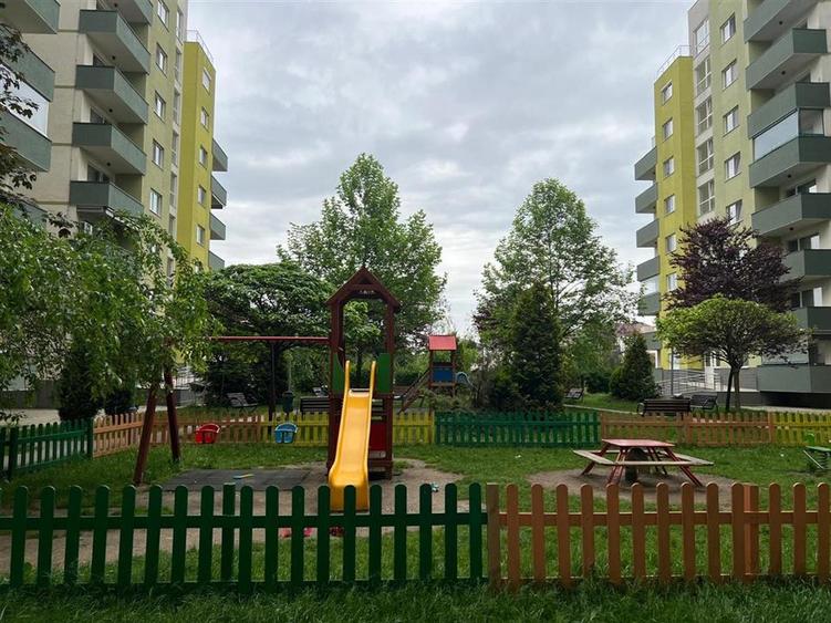 Apartament 2 camere Top City cu boxa Coresi