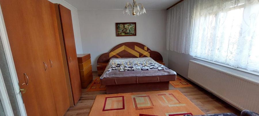 Casa de vanzare in Vladimirescu in zona primariei.