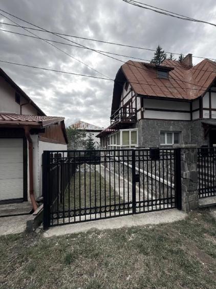Particular - OFERTĂ UNICĂ ÎN PREDEAL | 97 MP | 3 CAMERE + CURTE PRIVATĂ + GARAJ