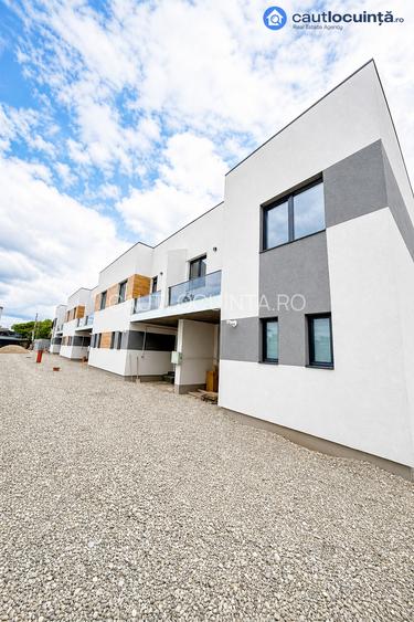 Vila de Vanzare | 3 bai | Prelungirea Ghencea | 2 Parcari | 118 MP | PREMIUM