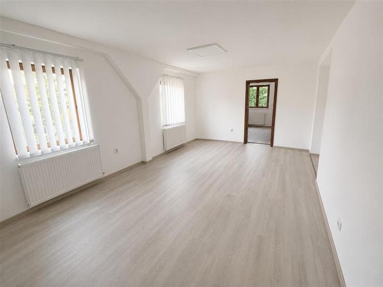 Spatiu birouri 100mp 2 bai zona Turnisor