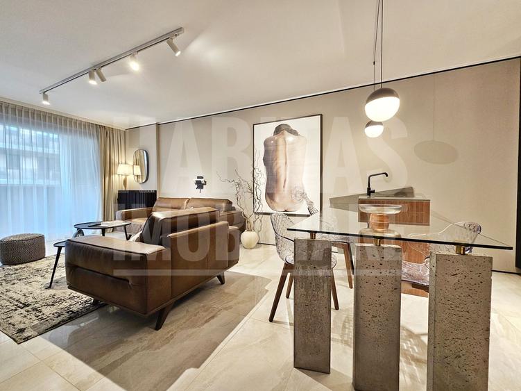 Apartament 2 camere, etaj 4 din 6, ultrafinisat, zona Iulius Mall