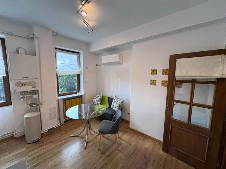 Studio cu dressing de inchiriat *Piata Romana - Dacia*