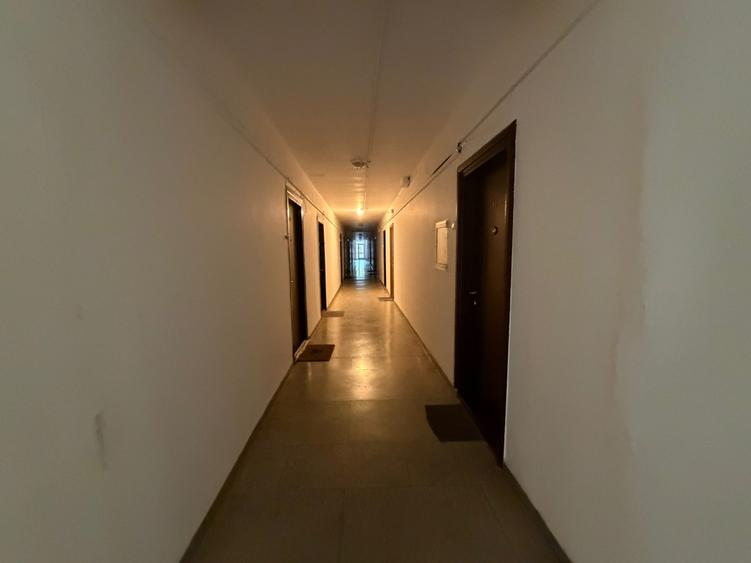Garsoniera Parc Titanii Etaj 5 Renovata Bloc 1969 Reabilitat 8 Min Metrou