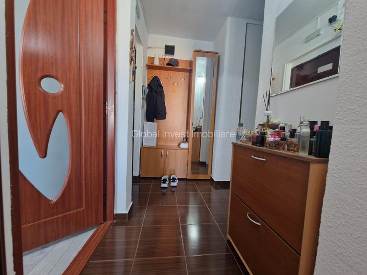 Navodari(Sud)- 3 camere decomandate confort 0, parcare, gaze - 87.000euro - 16