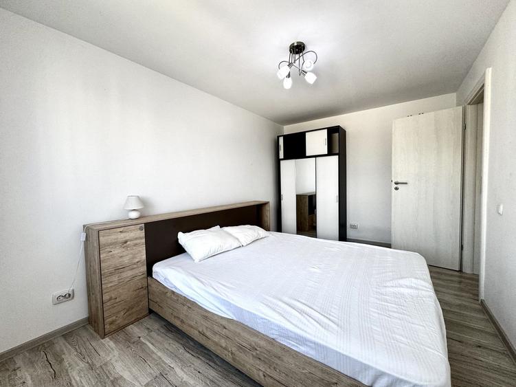 Apartament 4 camere, spațios, in zona Centralǎ- Piața Mǎrǎști