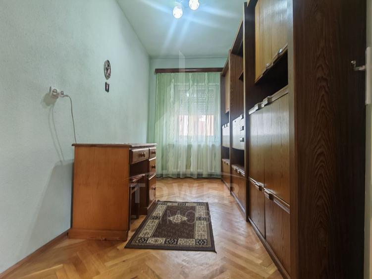 Casă individuală cu 3 camere, curte , în Sibiu, zona Lupeni