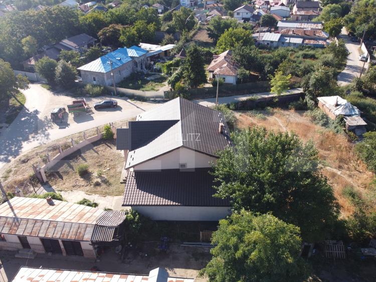 Casă la roșu, de vanzare, 250 mp, zona Slobozia Moara