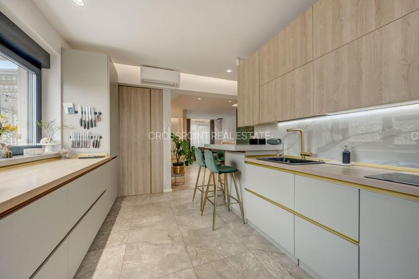 Apartament spectaculos 4 camere | 150 mp utili + terasă generoasă 70 mp | Delea - 30