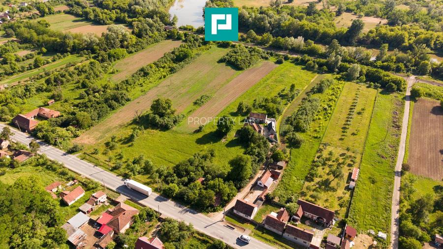 Teren intravilan 5.200 mp – Căpruța, com. Bârzava - 5