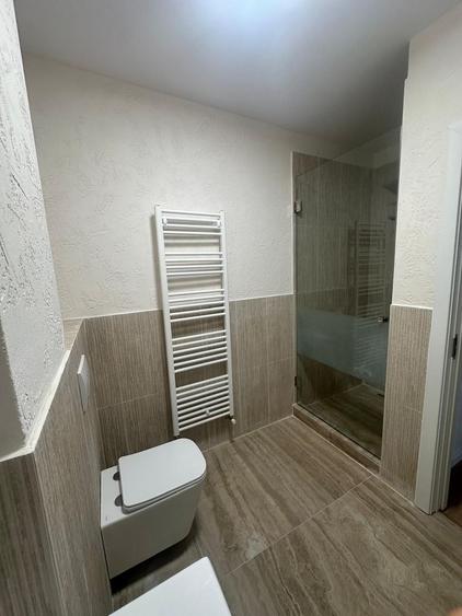De inchiriat apartament 3 camere, bloc nou