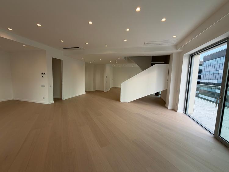 Duplex în Aviatiei Towers,vedere către Sky Tower,terasa 30mp