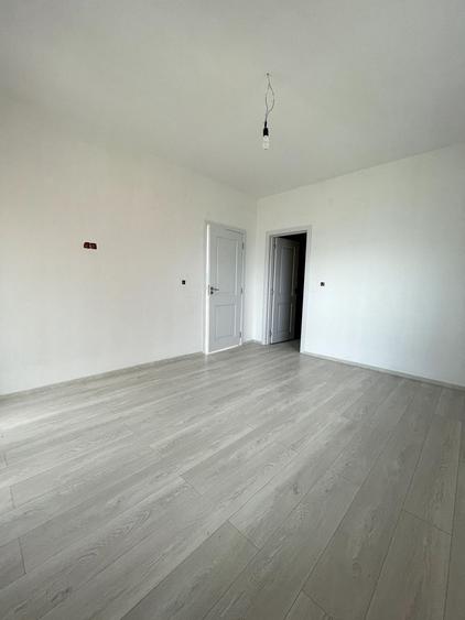 Casă modernă plan P – 750 mp teren – Săldăbagiu de Munte