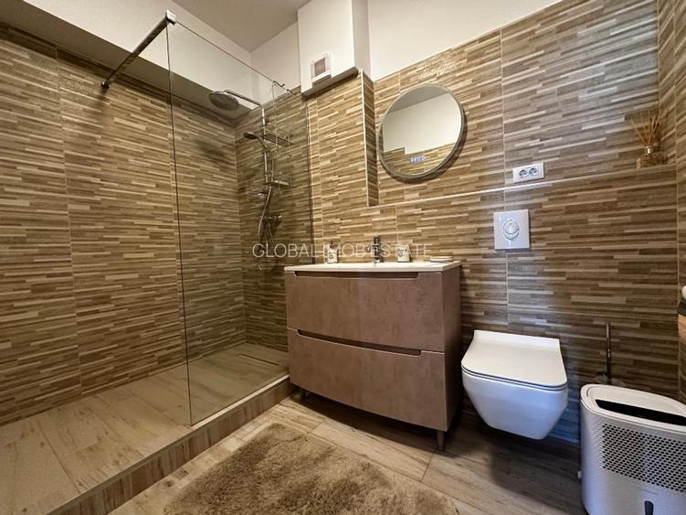 Inchiriere apartament 4 camere zona Unirii