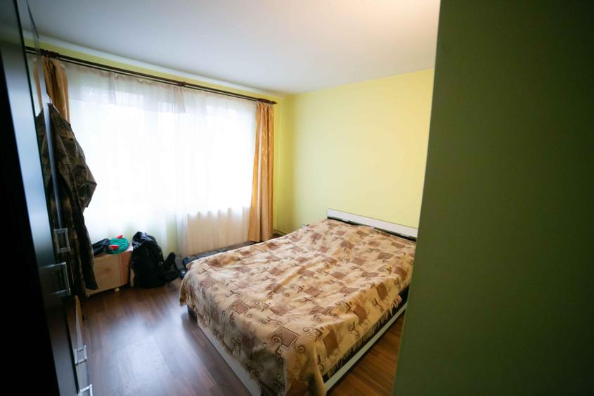 Apartament 3 camere, zona Harmanului
