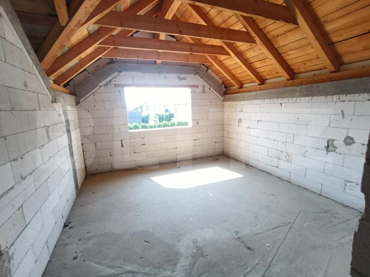 Casă la roșu 182 mp utili – 4 dormitoare + teren 438 mp, zona Orizont