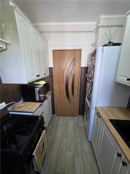 GHEORGHE LAZAR - RENOVAT - LIFT - 3 CAMERE - CENTRALA PROPRIE