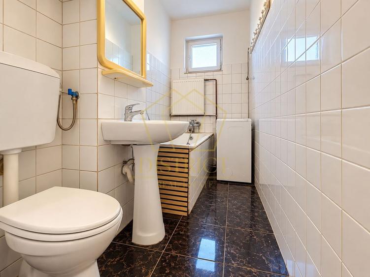 Apartament 3 camere zona Dacia 51 mp