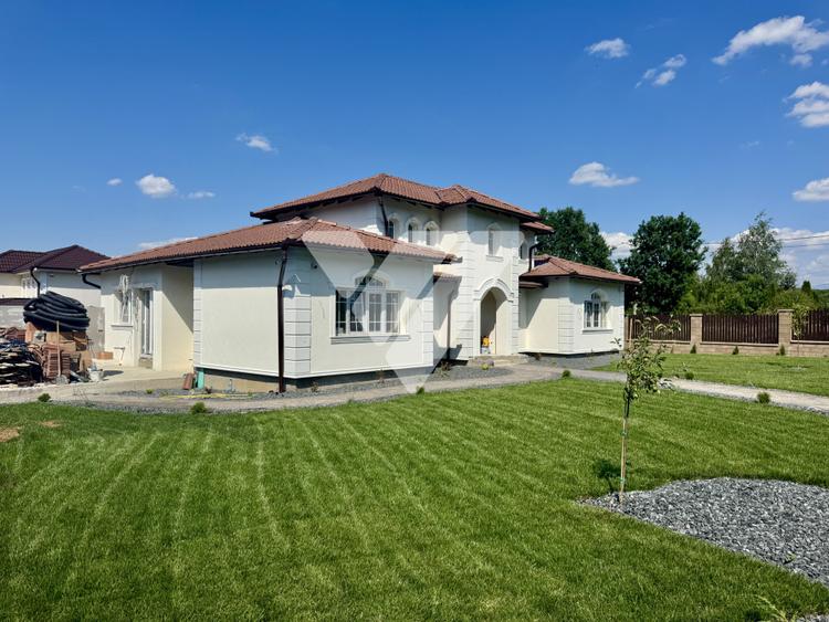 Casa premium la cheie 5 camere 3 bai si teren 800 mp - Tocile Sibiu