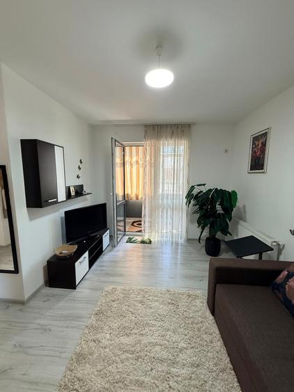 Inchiriez Apartament 2 camere - 42mp - Decomandat