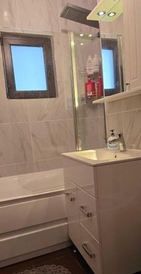 APARTAMENT SUPERB 3 CAMERE DECOMANDAT CONFORT 0 ZONA FAR