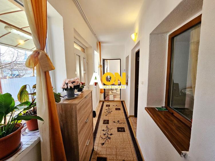 Casa 4 camere + anexe, 2084 mp teren, Totoi, la 10 km de Alba Iulia