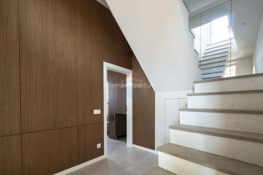 Apartament cu 3 camere de vânzare ultracentral str. Vasile Alecsandri - 7