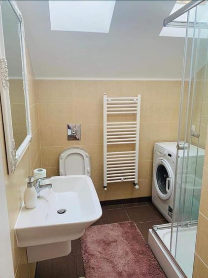 Apartament lux 3 camere, 103mp. in vila P+1+M ,utilat mobilat +curte cca 100mp!