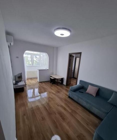 Apartament 3 camere, etaj 3, Sat Vacanta