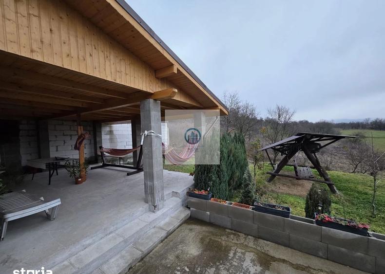 Casa de vânzare în Bârșau, comuna Harau – la doar 15 km de Mun Deva