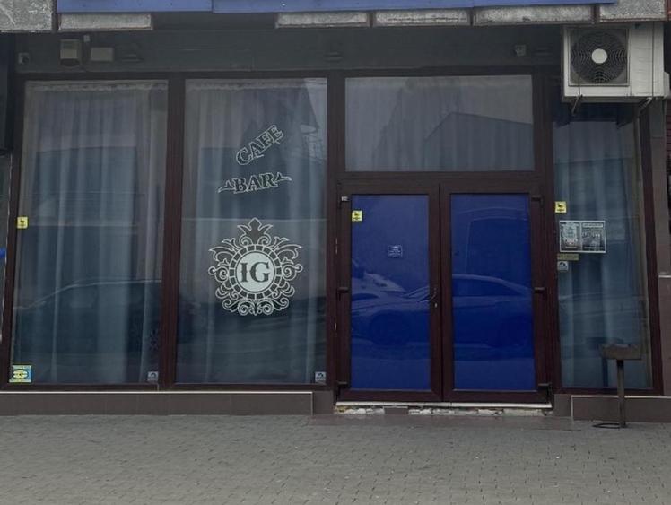 Proprietar: Spațiu comercial 216 mp, parter, vitrină – Turda, Calea Victoriei 10
