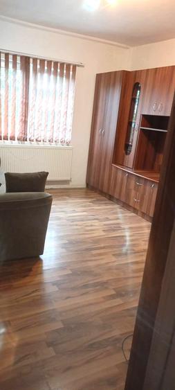 Garsoniera 25mp zona Spital Vechi mobilata Pret 37.000eur neg