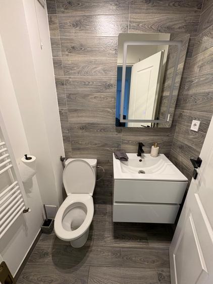 Apartament 3 camere, 53 mp, zona Central