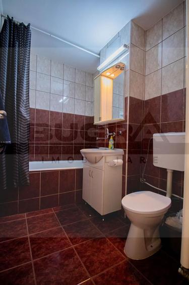 Apartament 3 camere decomandat, centrala proprie, zona UMF